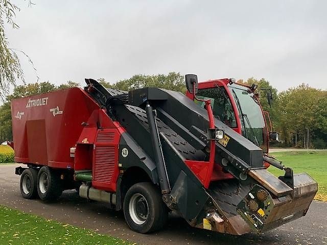 Trioliet Triotrac 2-2400 NEW EDITION
