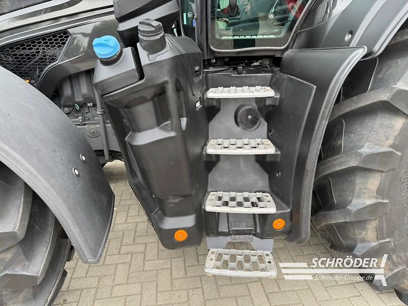 Valtra Q 305