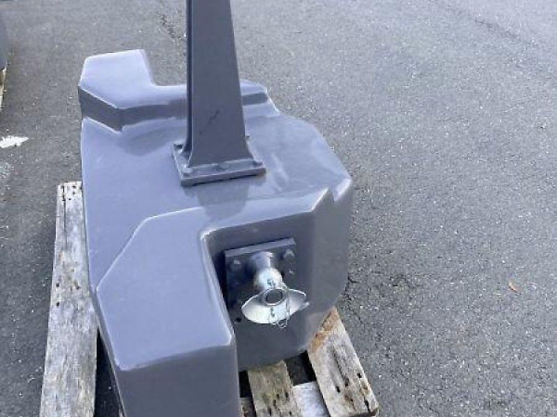 Fendt GEWICHT 1800 KG