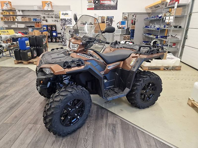 Polaris XP 1000 AWD