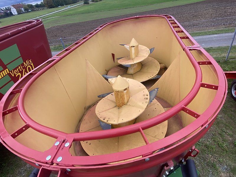 Strautmann Verti-Mix 1050