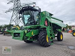 John Deere T550
