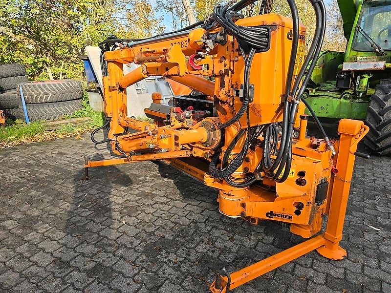Dücker DUA 800 Böschungsmäher Böschungsmulcher Traktor Bankettmäher 800 600 Mulag Una MHU