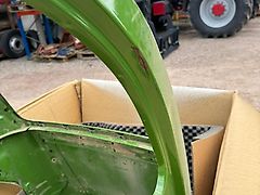 Fendt Motorhaube 5er Serie mit kleinen Lackschäden