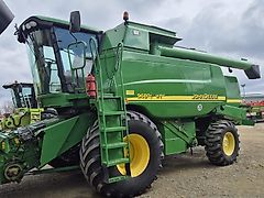 Claas John Deere 9680i