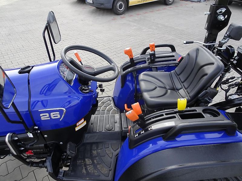 Farmtrac Farmtrac 26 Rasenbereifung Traktor Schlepper 26PS Mitsubishi NEU