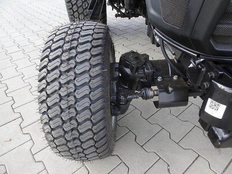 Farmtrac Farmtrac 26 Rasenbereifung Traktor Schlepper 26PS Mitsubishi NEU