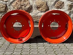 Kubota-Felgen 320/85R20 / 10 x 20