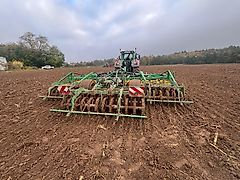 Kerner Kerner Stratos SA 600 Flachfrubber (ähnlich Köckerling Allrounder) Aufgesattelt