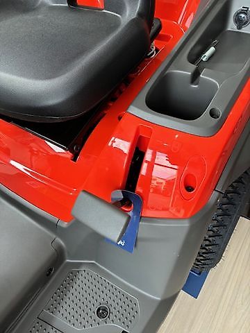 Husqvarna Gartentraktor TC215T