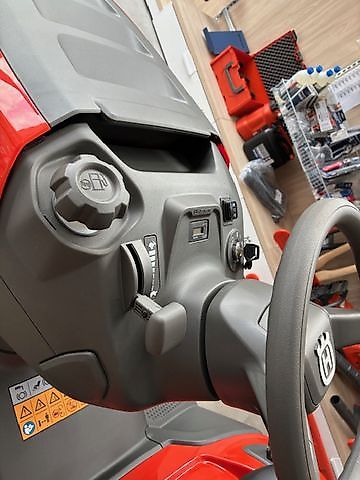 Husqvarna Gartentraktor TC215T