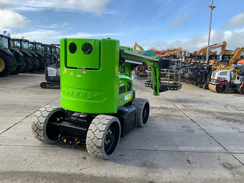 Nifty HR15N Hybrid Telescopic Platform (ST25089)