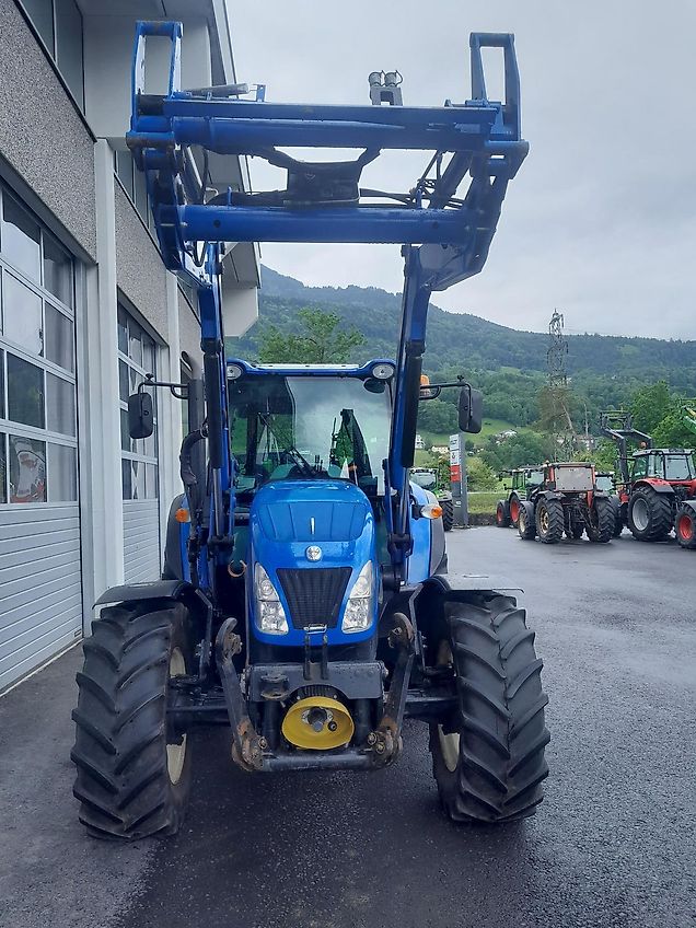 New Holland TD5.95