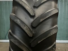 Michelin XM 108 540/65R28 142 B