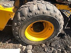 JCB 531-70 -Opona 460/70 R24 (Części zamienne)