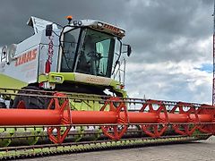 Claas Claas Lexion 440 Mähdrescher Bj. 2002