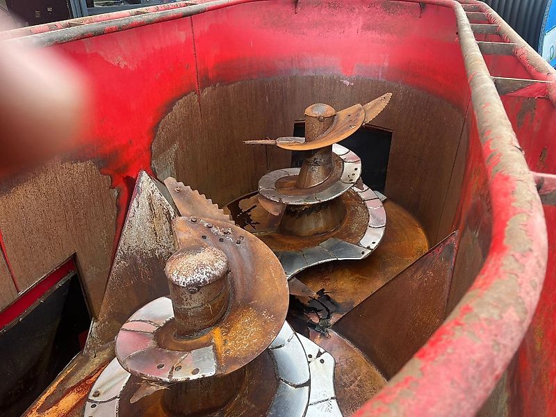 BvL 20H-2S voermengwagen bouwjaar 2017