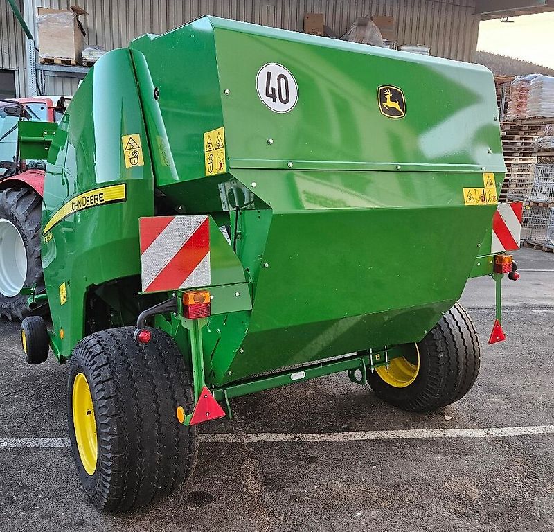 John Deere F441 M