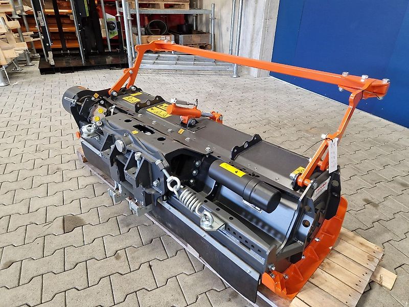TIFERMEC GRISU 160 MF Gestrüppmulchkopf /Gestrüppmulcher für Forstraupe /Mulchraupe /Funkraupe