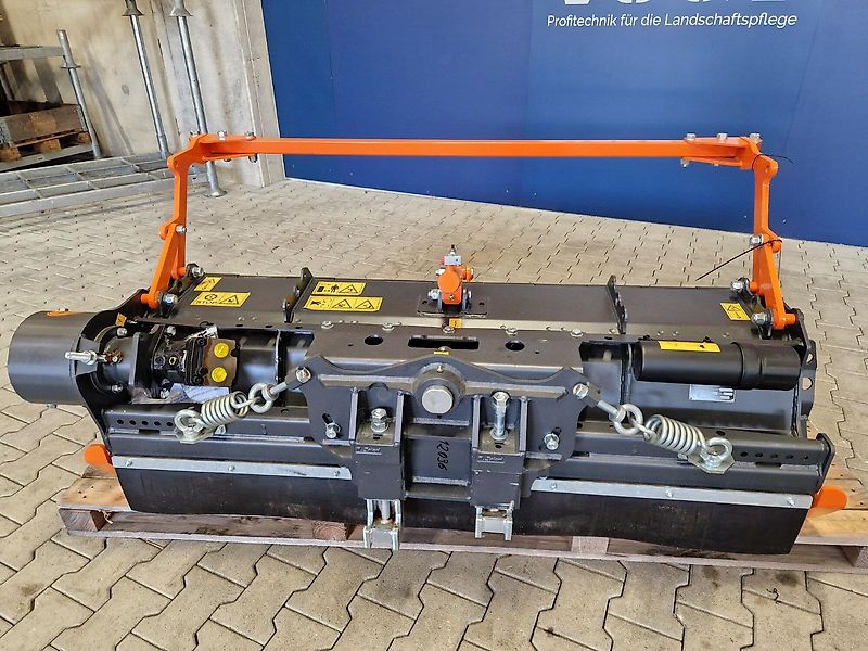 TIFERMEC GRISU 160 MF Gestrüppmulchkopf /Gestrüppmulcher für Forstraupe /Mulchraupe /Funkraupe