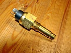 Claas Temperatursensor CLAAS JAGUAR 840/860 II 001542231