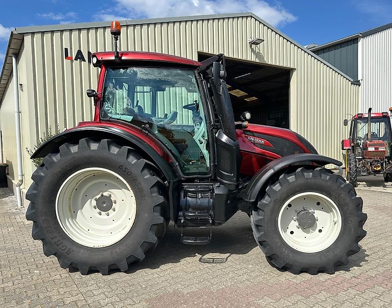 Valtra N174