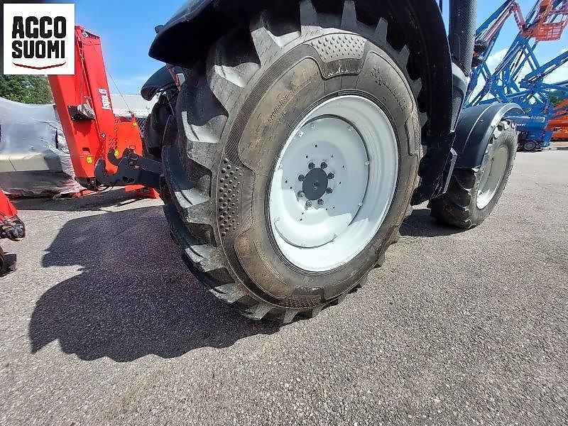 Valtra N174 VERSU