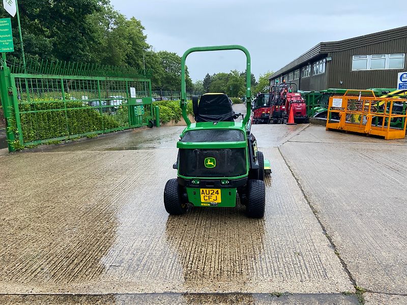 John Deere 1570 + 62