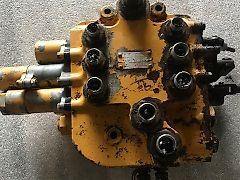 JCB 4cx Rozdzielacz - Przód (Części zamienne)