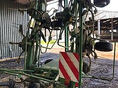 Krone 8.82/8 Tedder