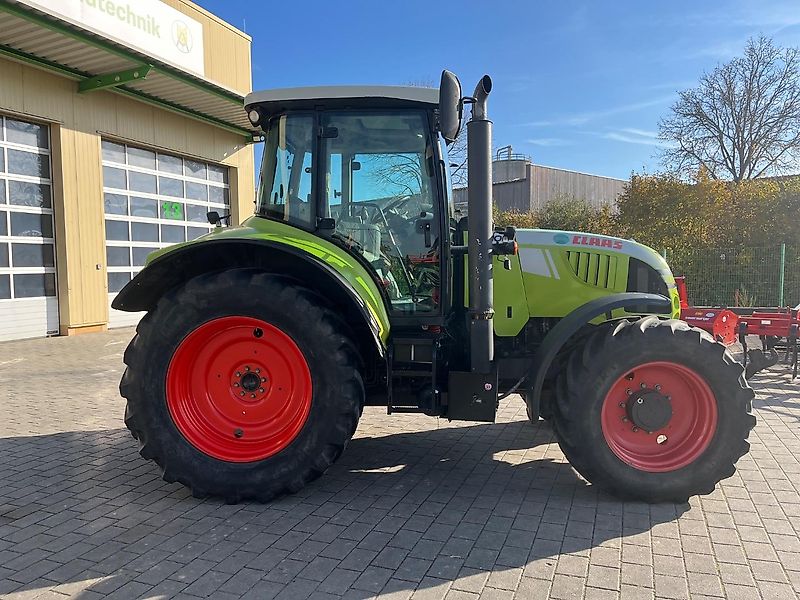 Claas ARION 620