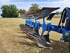 Lemken Juwel 8 Vario 5furchig Vorführpflug