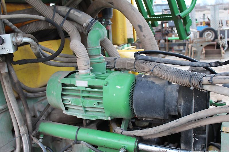 John Deere 840i 4000L