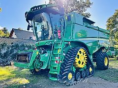 John Deere S780