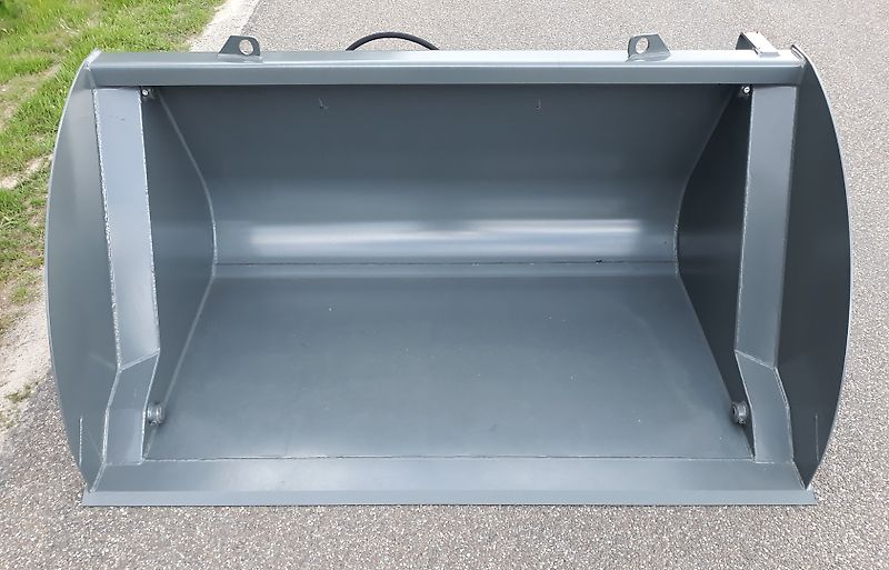 Bressel und Lade Hochkippschaufel L66