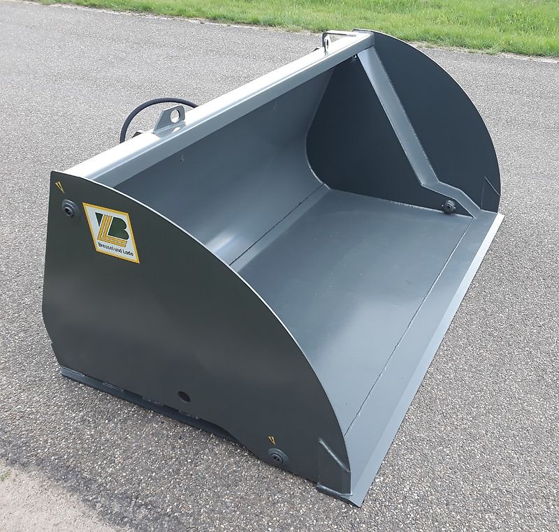 Bressel und Lade Hochkippschaufel L66