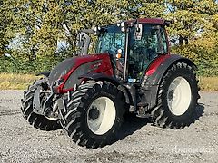 Valtra N155E