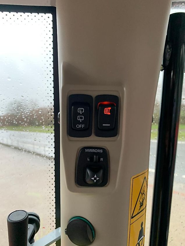 Massey Ferguson 6S.180 Dyna-VT Exclusive