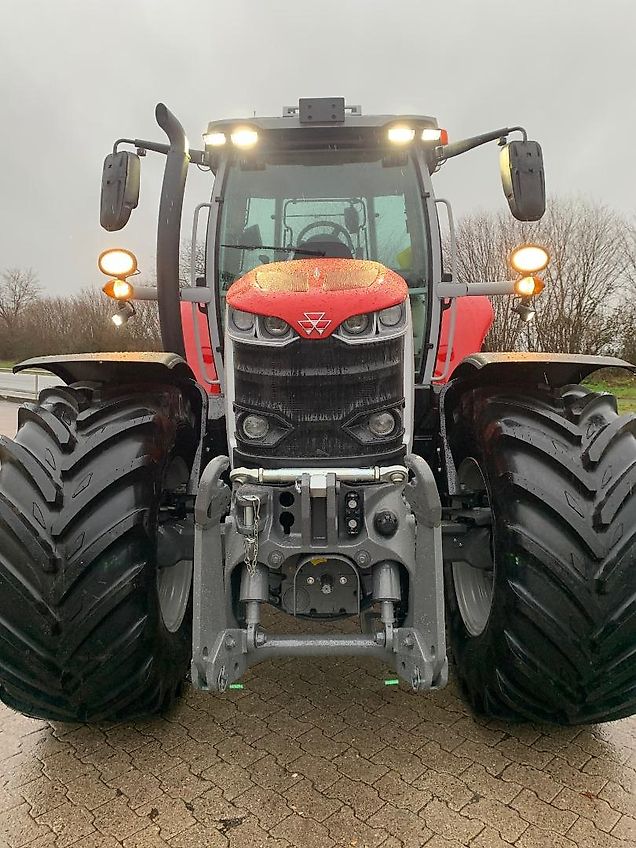 Massey Ferguson 6S.180 Dyna-VT Exclusive