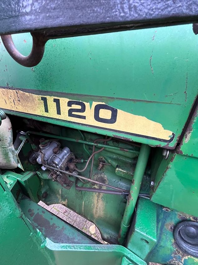John Deere 1120