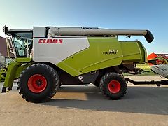 Claas Tucano 570