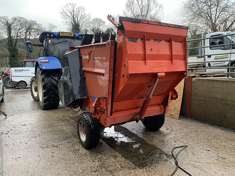 Kuhn USED Kuhn Primor 3560 Bale Shredder/ Feeder For Sale