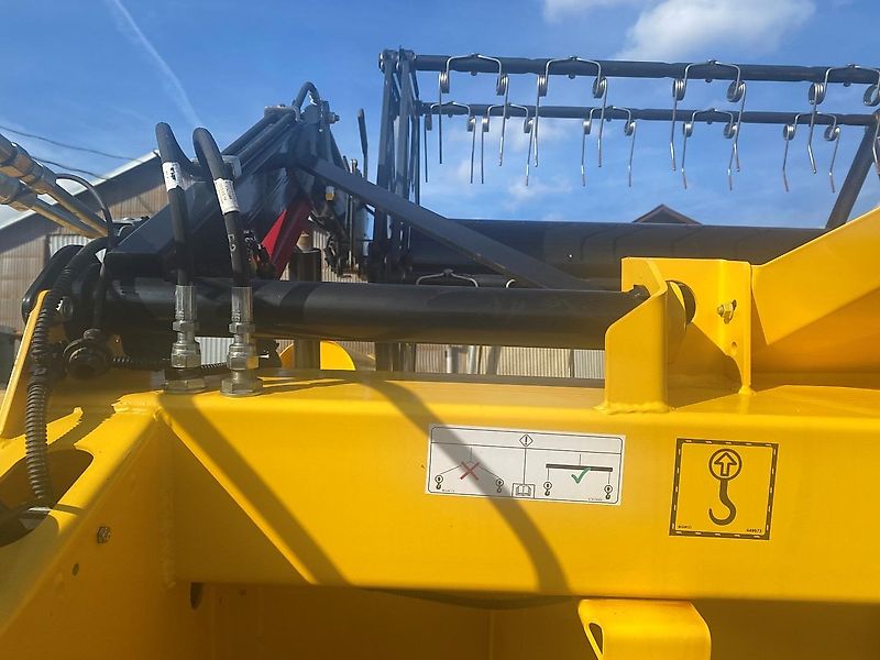 New Holland 35V Varifeed