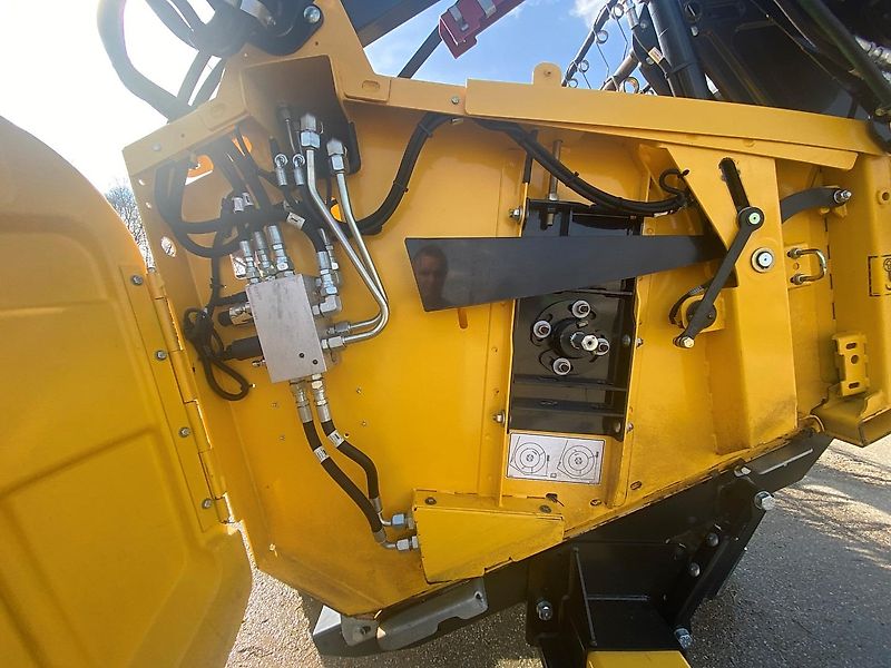 New Holland 35V Varifeed