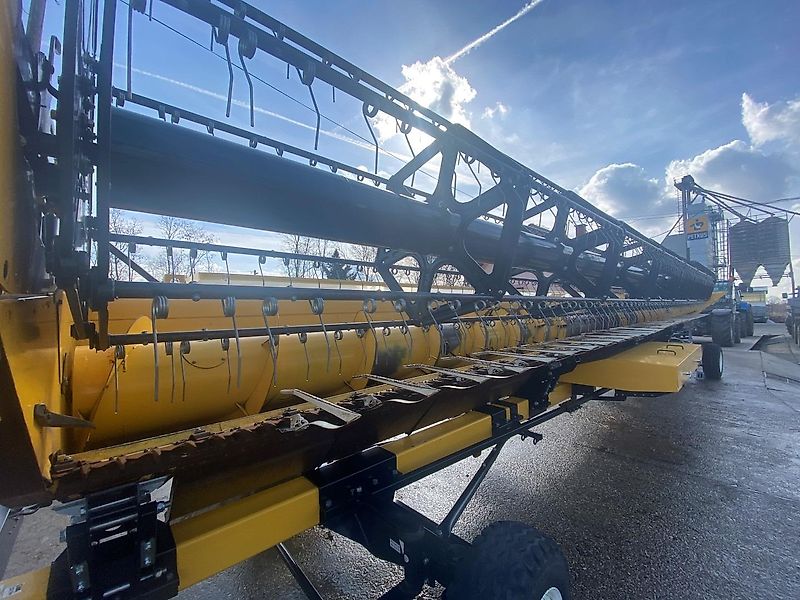 New Holland 35V Varifeed