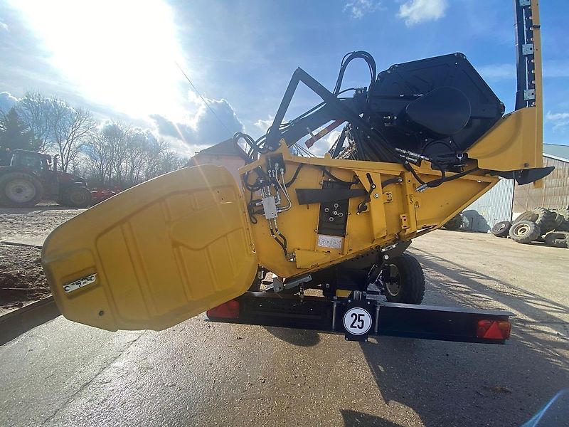 New Holland 35V Varifeed