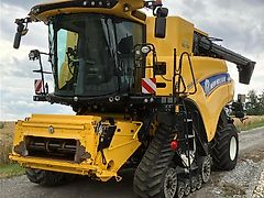 New Holland CR 8.90