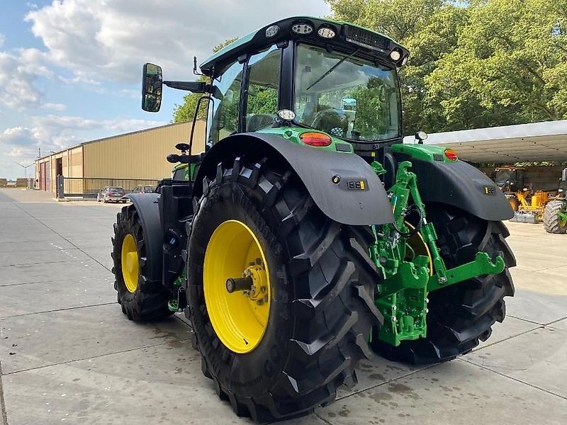 John Deere 6R195 CommandPro