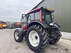 Valtra N121 Tractor