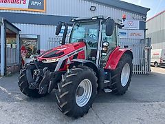 Massey Ferguson 5S.145